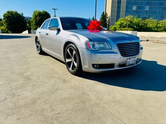 Used 2013 Chrysler 300 C w/ Light Group image 1