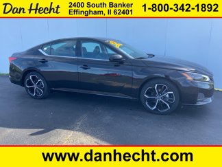 Used 2023 Nissan Altima 2.5 SR image 1