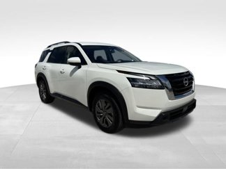 Used 2022 Nissan Pathfinder SV image 1