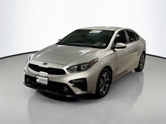 Used 2021 Kia Forte LXS image 1