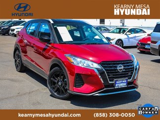 Used 2022 Nissan Kicks SV image 1