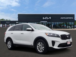 Used 2019 Kia Sorento AWD V6 image 1