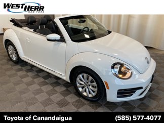 Used 2019 Volkswagen Beetle 2.0T S image 1
