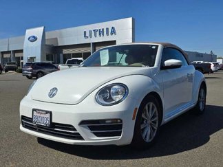 Used 2018 Volkswagen Beetle 2.0T SE image 1