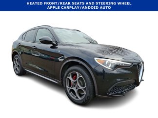 Used 2022 Alfa Romeo Stelvio Ti image 1