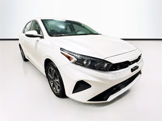 Used 2023 Kia Forte LXS w/ LXS Technology Package image 1