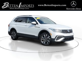 Used 2024 Volkswagen Tiguan S image 1