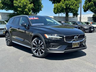 Certified 2023 Volvo V60 B5 Cross Country Ultimate w/ Climate Package image 1