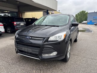 Used 2016 Ford Escape SE image 1