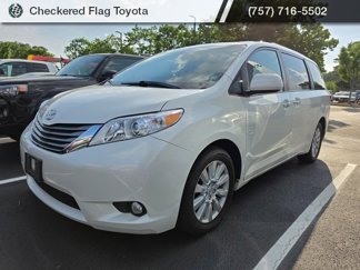 Used 2017 Toyota Sienna XLE Premium image 1