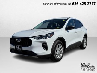 Used 2023 Ford Escape Active image 1