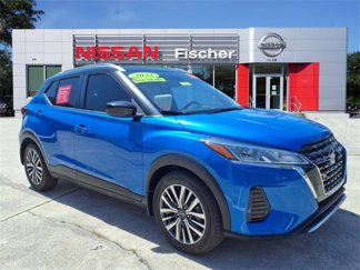 Certified 2022 Nissan Kicks SV image 1