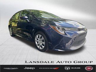 Used 2022 Toyota Corolla LE image 1