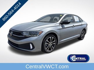 Used 2023 Volkswagen Jetta Sport image 1