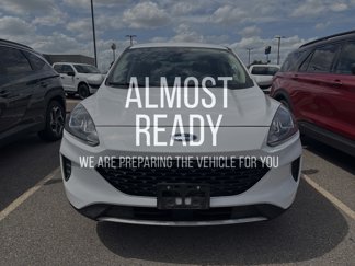 Used 2020 Ford Escape SE image 1