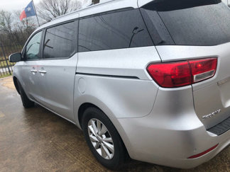 Used 2017 Kia Sedona LX w/ LX Essentials Premium Package image 1