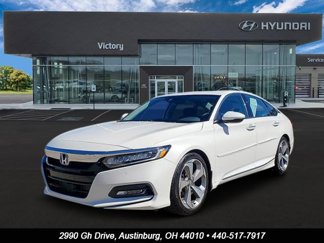 Used 2019 Honda Accord Touring image 1