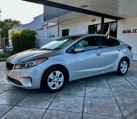 Used 2017 Kia Forte LX video 1
