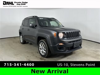 Used 2016 Jeep Renegade Latitude image 1