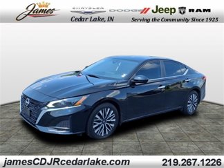 Used 2023 Nissan Altima 2.5 SV image 1