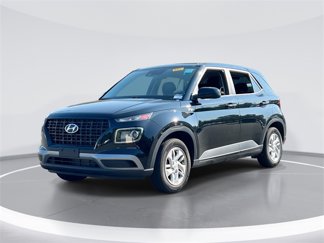Used 2022 Hyundai Venue SE image 1