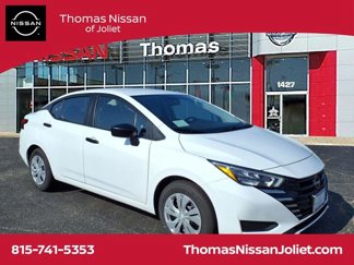 Used 2025 Nissan Versa S image 1
