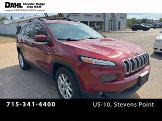 Used 2016 Jeep Cherokee Latitude w/ Cold Weather Group image 1