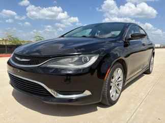 Used 2015 Chrysler 200 Limited w/ Convenience Group image 1