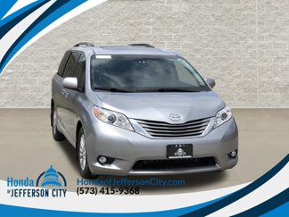Used 2017 Toyota Sienna XLE image 1