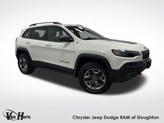 Used 2019 Jeep Cherokee Trailhawk w/ Cold Weather Group image 1