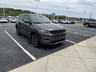 Used 2021 Jeep Compass Latitude image 1