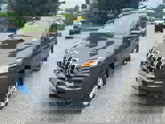 Certified 2017 Jeep Cherokee Latitude w/ Safety/Convenience Group image 1