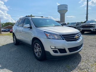 Used 2017 Chevrolet Traverse LT image 1