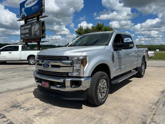 Used 2019 Ford F250 Lariat w/ Chrome Package image 1