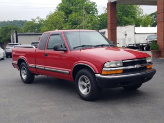 Used 1998 Chevrolet S10 Pickup LS w/ Preferred Equipment Group image 1