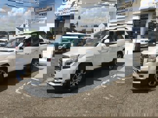 Used 2014 GMC Acadia SLT image 1
