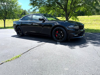Used 2016 Dodge Charger R/T w/ Navigation & Travel Group image 1