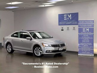 Used 2018 Volkswagen Passat 2.0T SE image 1