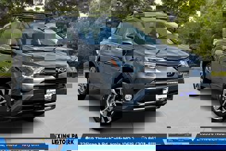 Used 2018 Toyota RAV4 AWD image 1