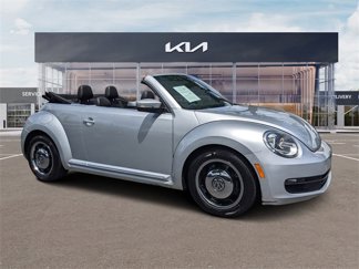 Used 2013 Volkswagen Beetle 2.5 image 1