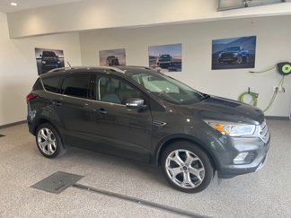 Used 2019 Ford Escape Titanium image 1
