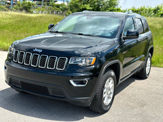 Used 2018 Jeep Grand Cherokee Laredo image 1