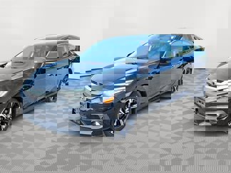 Used 2017 Honda Civic Touring image 1