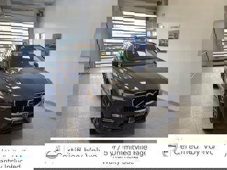 Certified 2022 Volvo XC60 B5 Momentum w/ Climate Package image 1