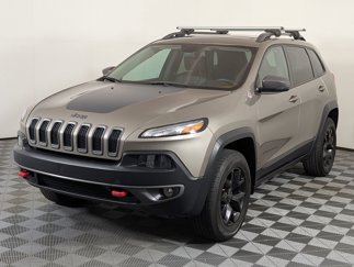 Used 2016 Jeep Cherokee Trailhawk w/ Comfort/Convenience Group image 1