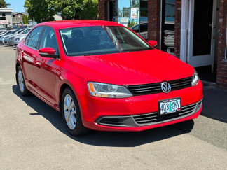 Used 2013 Volkswagen Jetta SE image 1