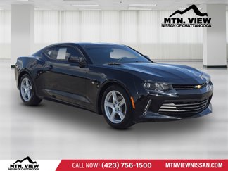 Used 2016 Chevrolet Camaro LT image 1