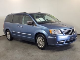 Used 2012 Chrysler Town & Country Limited w/ Luxury Group image 1