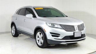 Used 2017 Lincoln MKC Premiere image 1