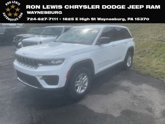 Used 2024 Jeep Grand Cherokee Laredo w/ Trailer Tow Package image 1